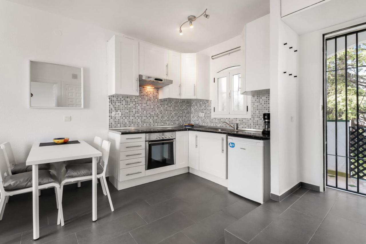 1 Bedroom In Verano Azul, Free Wi-Fi Nerja Exterior foto